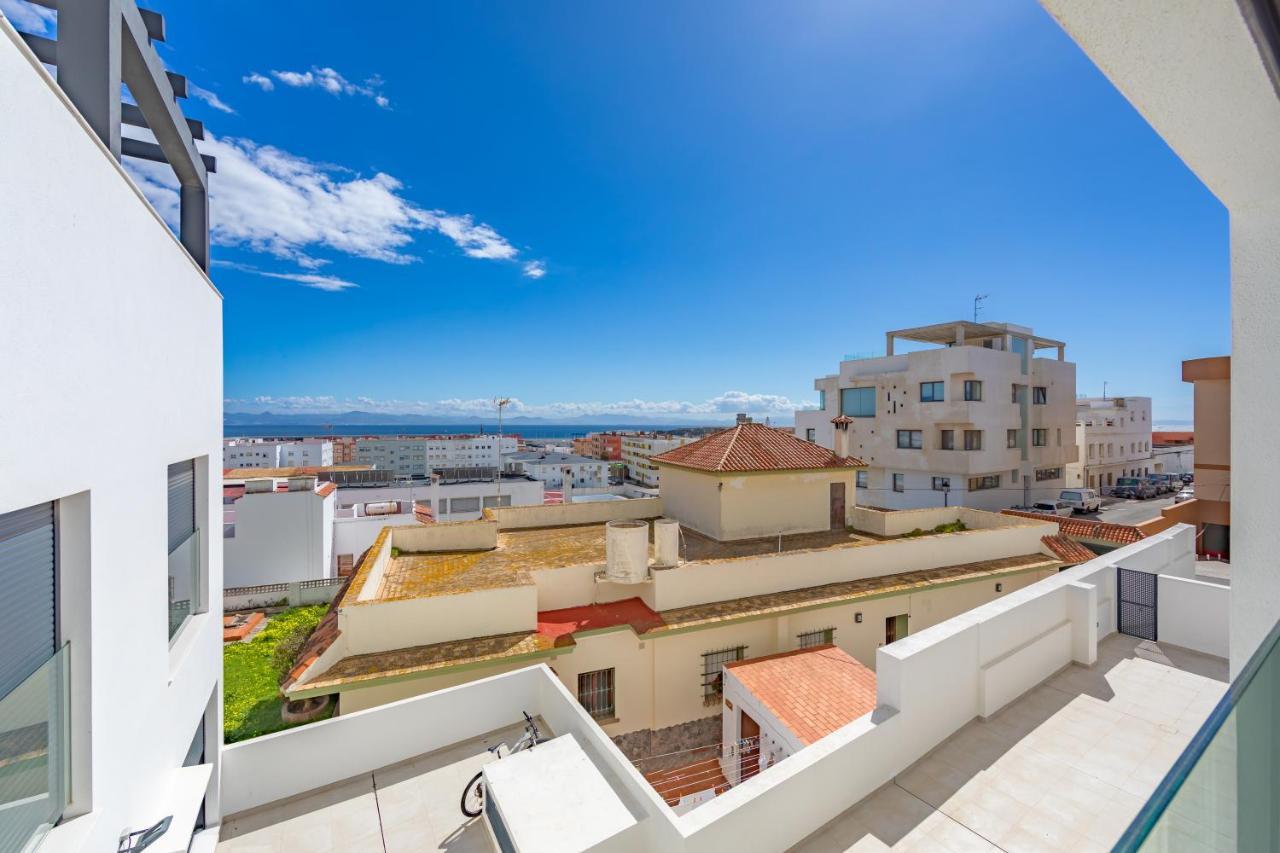 Apartment Centric, Amazing Views, Garage And Fibre Wifi *