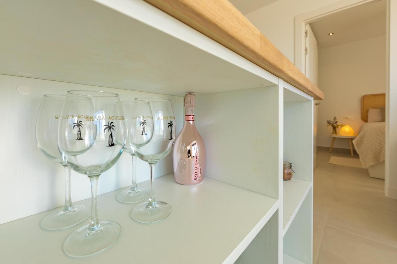 Apartment Centric, Amazing Views, Garage And Fibre Wifi *